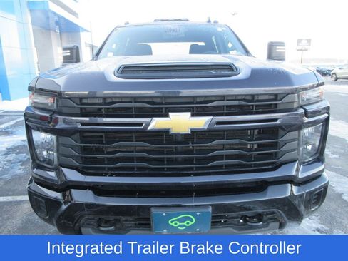 Certified 2024 Chevrolet Silverado 2500 Custom w/ Custom Convenience Package image 8