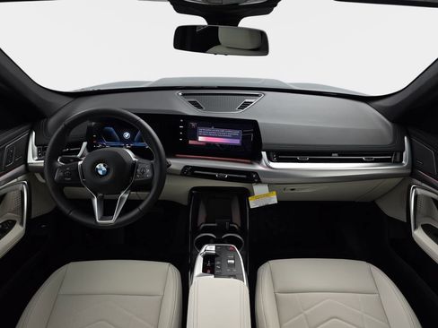 New 2026 BMW X1 xDrive28i w/ Convenience Package AWD/4WD image 10