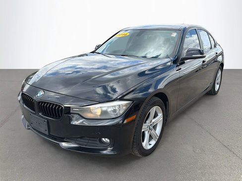 Used 2014 BMW 320i xDrive Sedan image 9