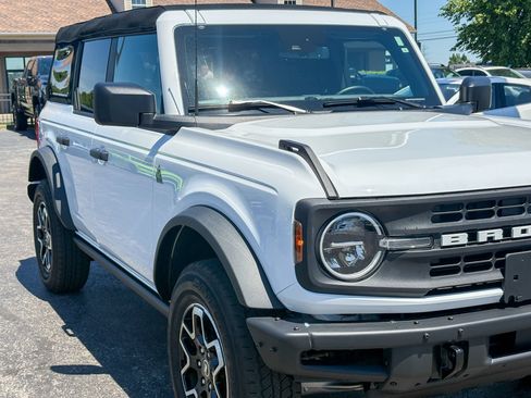 Used 2024 Ford Bronco Black Diamond AWD/4WD image 3
