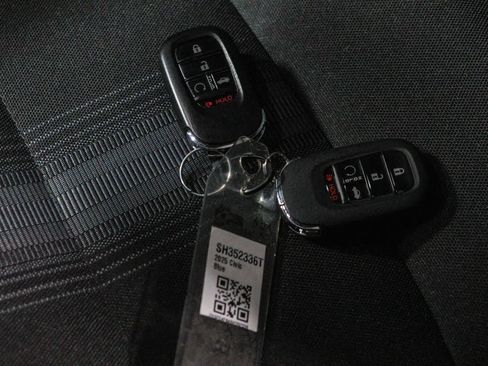 Used 2025 Honda Civic Sport image 30
