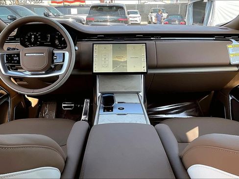 New 2026 Land Rover Range Rover SV AWD/4WD image 8