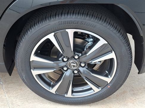 New 2026 Lexus UX 300h AWD image 5