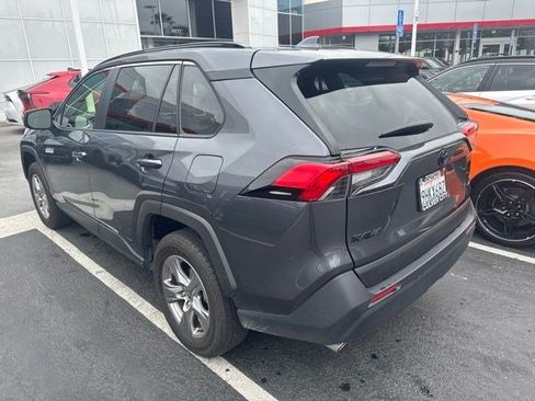 Used 2023 Toyota RAV4 LE AWD/4WD image 5