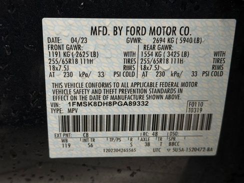 Used 2023 Ford Explorer XLT w/ Equipment Group 202A AWD/4WD image 18