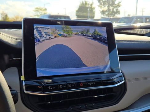 New 2026 Jeep Compass Limited image 29