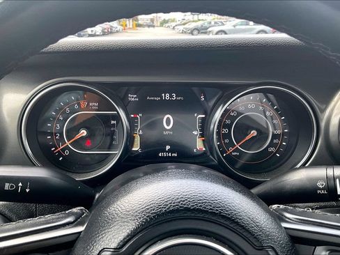 Used 2021 Jeep Gladiator Sport AWD/4WD image 14