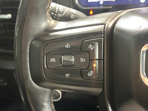 Used 2024 GMC Sierra 2500 AT4 w/ AT4 Preferred Package AWD/4WD image 27