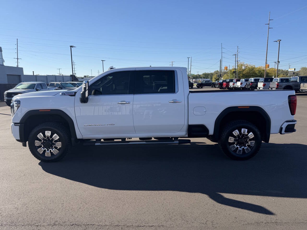 Used 2026 GMC Sierra 2500 Denali AWD/4WD image 5