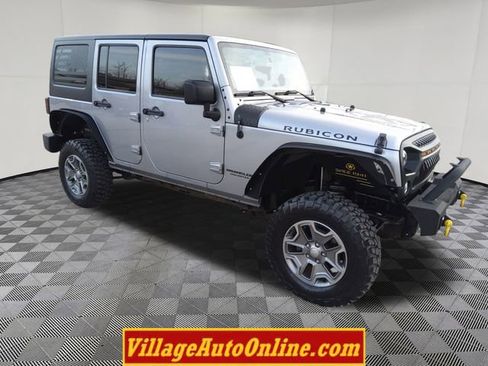 Used 2014 Jeep Wrangler Unlimited Rubicon w/ Connectivity Group image 5