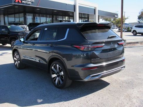 New 2026 Mitsubishi Outlander SEL FWD image 5
