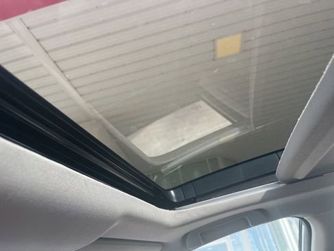 Used 2019 Honda Accord Touring image 10