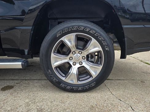 Used 2024 RAM 1500 Laramie AWD/4WD image 10