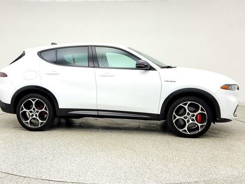 Used 2024 Alfa Romeo Tonale Veloce AWD/4WD image 4