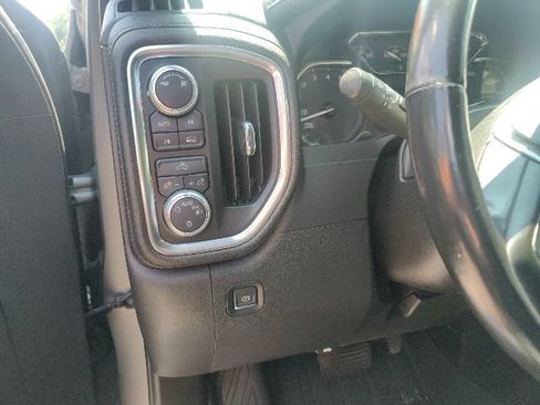 Used 2019 GMC Sierra 1500 SLE w/ SLE Value Package AWD/4WD image 24
