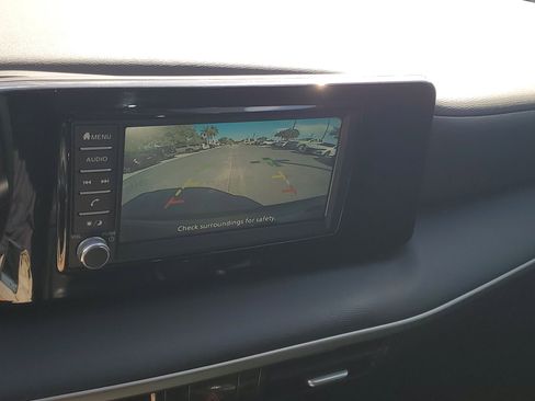 Certified 2025 Nissan Kicks S image 25