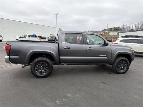 Used 2023 Toyota Tacoma SR5 image 3