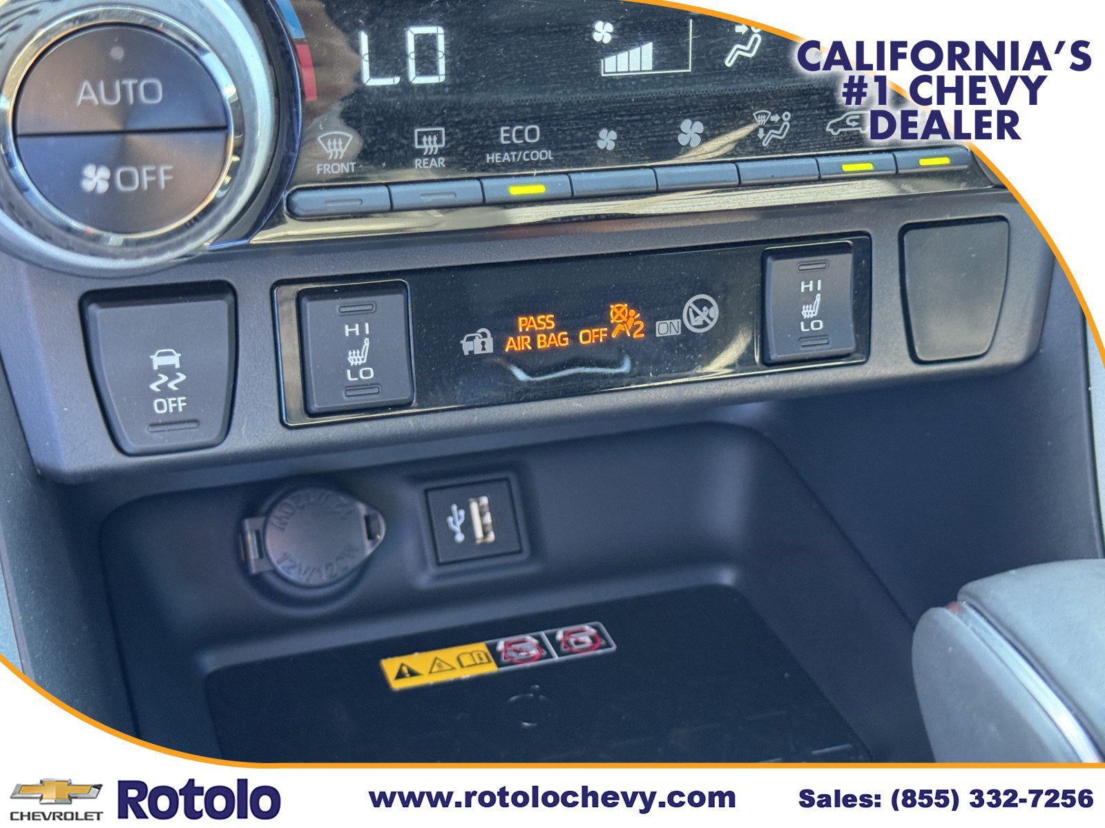 Used 2024 Toyota RAV4 XSE w/ Advanced Technology Package AWD/4WD image 18