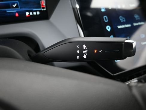 New 2027 Chevrolet Bolt RS w/ Technology Package FWD image 19