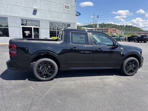 New 2025 Ford Maverick Lobo image 3