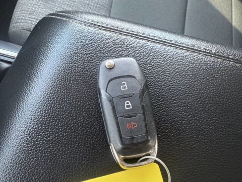 Used 2023 Ford F150 XLT w/ Equipment Group 301A Mid image 17