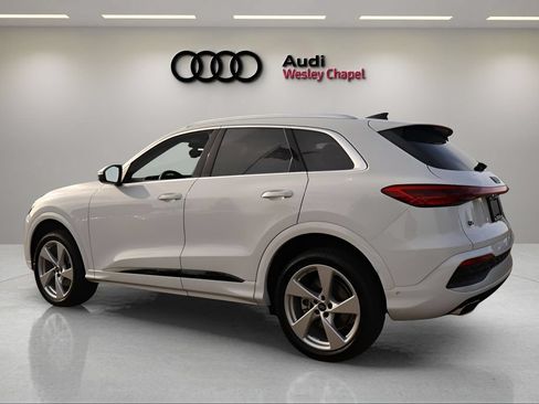 New 2026 Audi Q5 Premium Plus AWD/4WD image 3