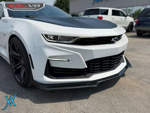 Used 2022 Chevrolet Camaro SS RWD image 10