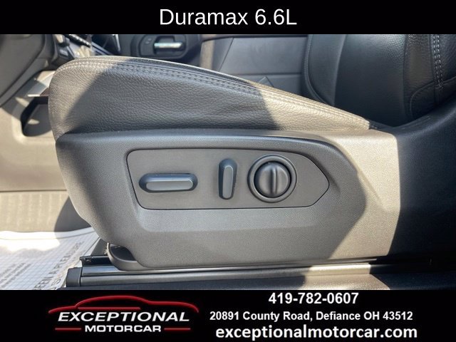 Used 2023 GMC Sierra 2500 Denali w/ Denali Black Diamond Edition AWD/4WD image 13