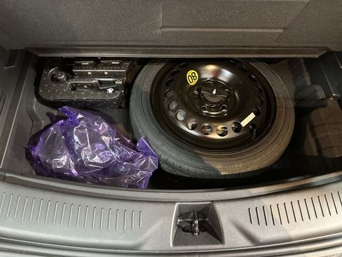 Used 2024 Buick Encore GX Sport Touring w/ Comfort Package image 30