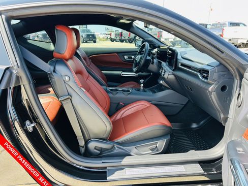 Used 2024 Ford Mustang GT Premium RWD image 29