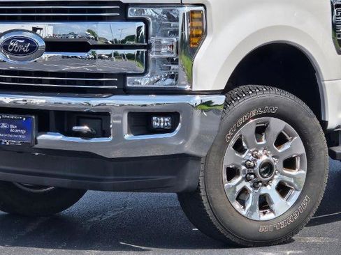 Certified 2019 Ford F250 Lariat w/ Lariat Ultimate Package AWD/4WD image 2