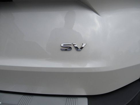 Used 2021 Nissan Rogue SV FWD image 17