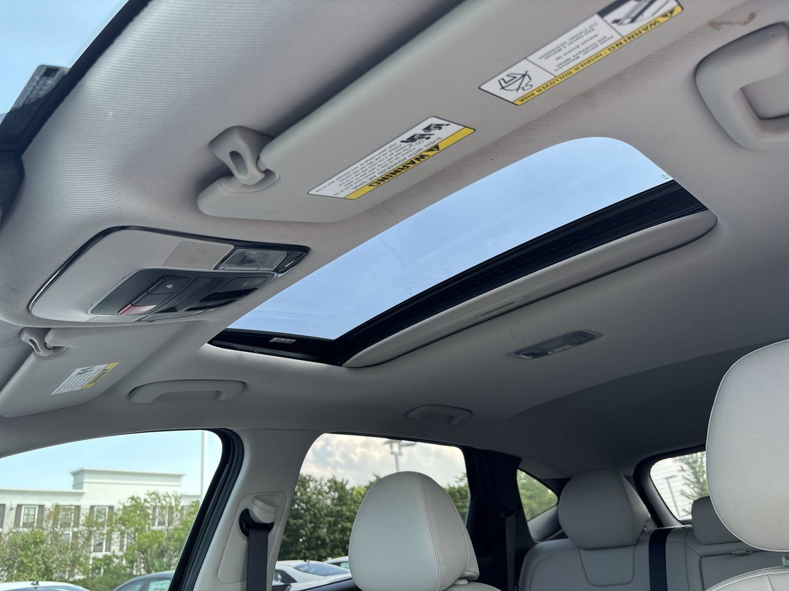 Certified 2025 Hyundai Tucson SEL AWD/4WD image 23