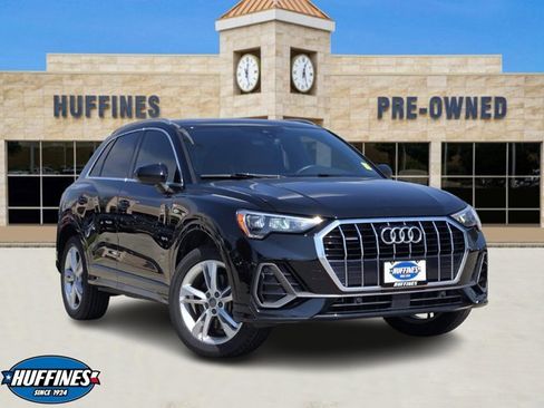 Used 2020 Audi Q3 2.0T Premium w/ Convenience Package image 1