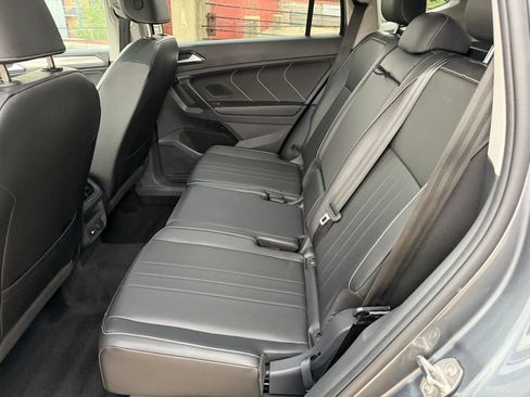 Certified 2024 Volkswagen Tiguan SE AWD/4WD image 23