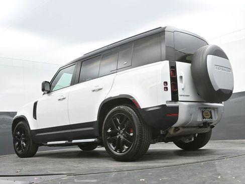 Used 2021 Land Rover Defender 110 S image 35