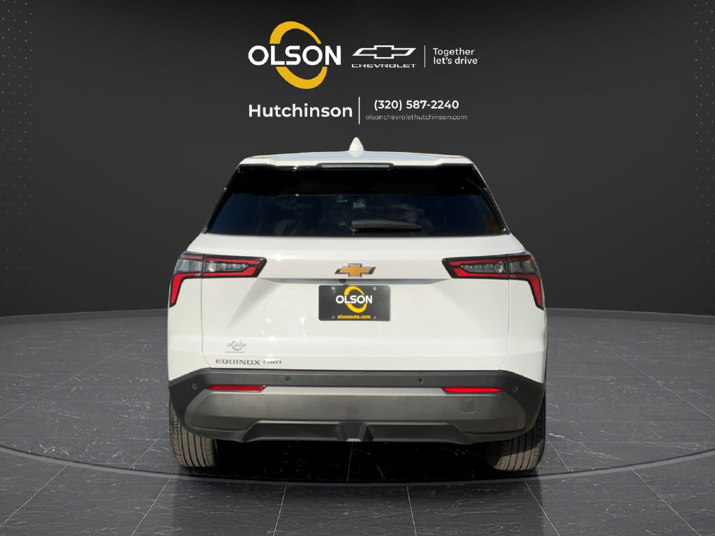 Used 2026 Chevrolet Equinox LT AWD/4WD image 12