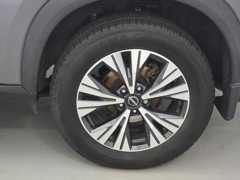 Certified 2023 Nissan Rogue SV image 31