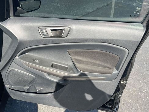 Used 2020 Ford EcoSport SE FWD image 31
