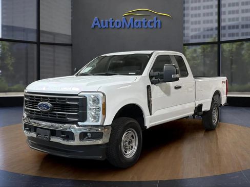 Used 2024 Ford F250 XL w/ FX4 Off-Road Package AWD/4WD image 4