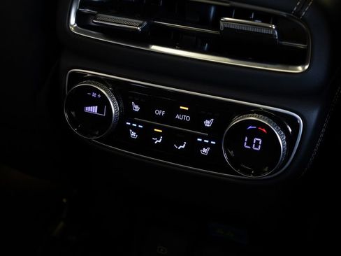 Used 2023 Genesis GV80 3.5T AWD/4WD image 25