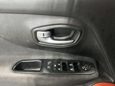 Used 2018 Jeep Renegade Sport w/ Power & Air Group AWD/4WD image 19