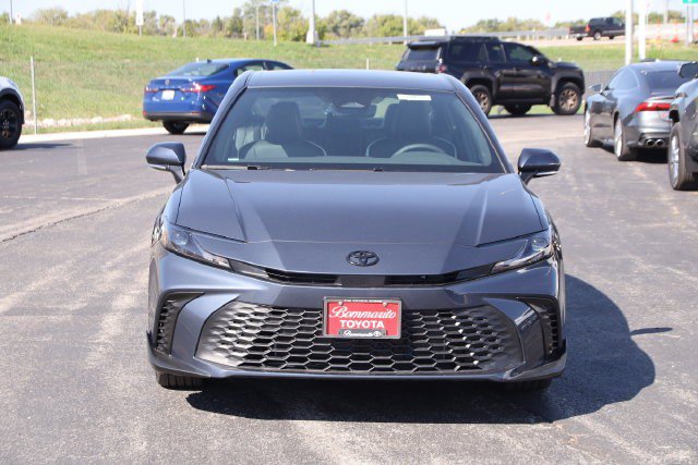 New 2026 Toyota Camry SE FWD image 4
