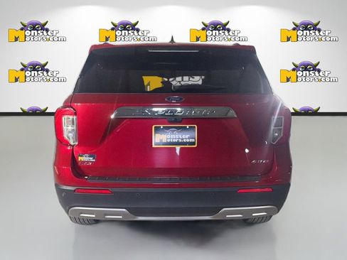 Used 2023 Ford Explorer XLT w/ Equipment Group 202A AWD/4WD image 6