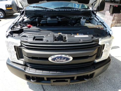 Used 2017 Ford F250 XL RWD image 9