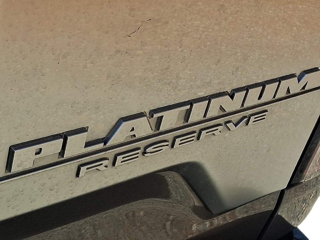 Used 2021 Nissan Titan Platinum Reserve w/ Moonroof Package AWD/4WD image 30