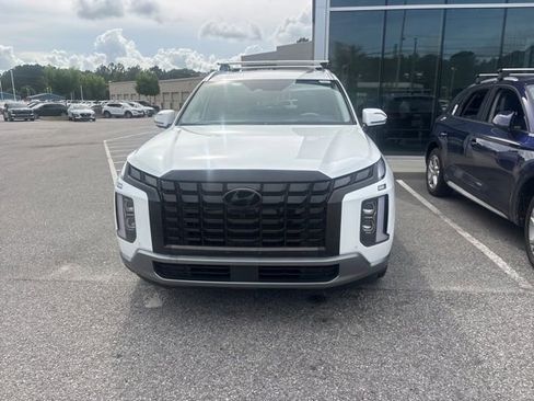 Used 2024 Hyundai Palisade Limited AWD/4WD image 5