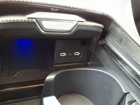 New 2026 Mercedes-Benz C 300 C300 image 18