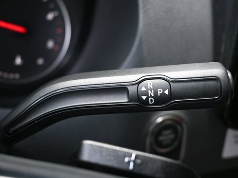 Used 2025 Mercedes-Benz Sprinter 2500 image 16