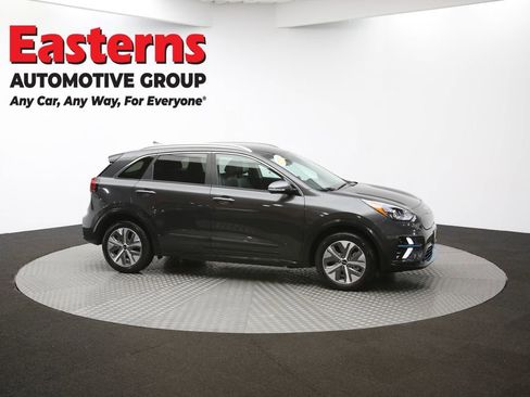 Used 2022 Kia Niro EX w/ Cold Weather Package image 44